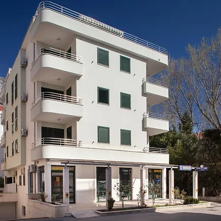 Beach Vito & Cvita Apartment *